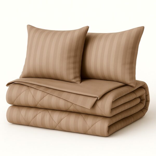 Set pilota tip damasc Nocturna by Coneltex, dimensiuni 140 x 210 cm, densitate 350 g/mp, cearceaf 220 x 240 cm si o fata perna 50 x 70 cm, culoare bej (Copy) (Copy) (Copy) (Copy) (Copy) (Copy) (Copy) (Copy)