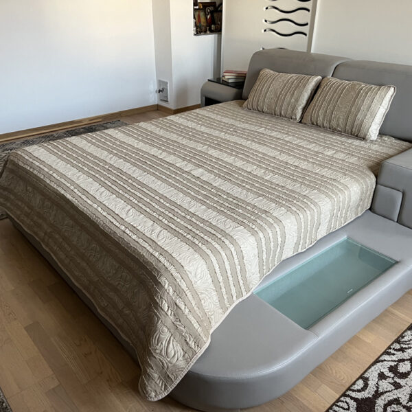 Cuvertura pat decorativa si de protectie CreponTex by Coneltex, 220 x 240 cm, pat dublu, culoare crem